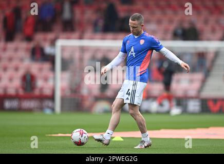 Boscombe, Dorset, Regno Unito. 30th aprile 2023; Vitality Stadium, Boscombe, Dorset, Inghilterra: Premier League Football, AFC Bournemouth contro Leeds United; Adam Forshaw di Leeds United scalda credito: Action Plus Sports Images/Alamy Live News Foto Stock