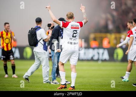 Bruxelles, Belgio. 30th Apr, 2023. I giocatori di Anversa festeggiano dopo aver vinto la finale della Coppa del Belgio (Coppa Croky) tra le squadre di calcio della prima lega belga KV Mechelen e RAFC Antwerp, domenica 30 aprile 2023 allo stadio King Baudouin di Bruxelles. FOTO DI BELGA JASPER JACOBS Credit: Belga News Agency/Alamy Live News Foto Stock