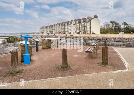 19.04.023 Morecambe, Lancashire, Regno Unito. Morecambe è una città balneare e una parrocchia civile situata nel distretto di Lancaster, nel Lancashire, in Inghilterra. È loca Foto Stock