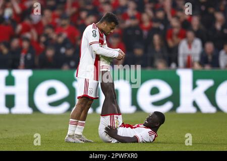 ROTTERDAM - (lr) Owen Wijndal di Ajax, Brian Brobbey di Ajax durante la finale della Toto KNVB Cup tra PSV e Ajax allo stadio di Feyenoord de Kuip il 30 aprile 2023 a Rotterdam, Paesi Bassi. ANP MAURICE VAN PIETRA Foto Stock