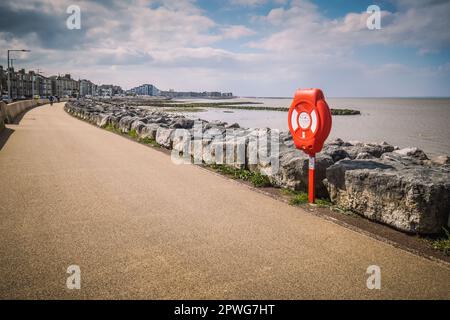 19.04.023 Morecambe, Lancashire, Regno Unito. Morecambe è una città balneare e una parrocchia civile situata nel distretto di Lancaster, nel Lancashire, in Inghilterra. È loca Foto Stock