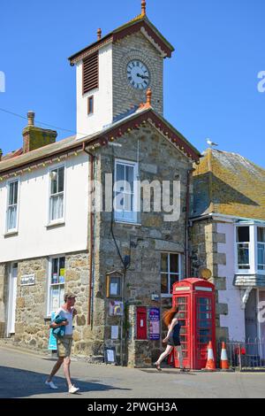 Mousehole Harbour Authority Office, Mousehole, Cornwall, Inghilterra, Regno Unito Foto Stock