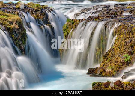 Particolare della cascata Bruarfoss in Islanda Foto Stock