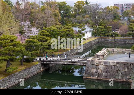 Kyoto, Giappone - 25 marzo 2023: Splendido giardino e Castello Nijo a Kyoto, Giappone Foto Stock
