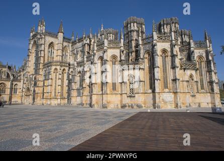 Batalha, Portogallo - 28 marzo 2023: Il monastero di Batalha (Santa Maria della Vittoria) è un convento domenicano del comune di Batalha. Distri Foto Stock