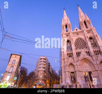 Marsiglia, Francia - 28 gennaio 2022: L'Eglise Saint Vincent de Paul - Les Reformes è una chiesa cattolica a Marsiglia, Francia. Foto Stock