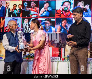 Kolkata, India. 01st maggio, 2023. Sei volte campione del mondo Amateur Women Boxing MC Mary Kom ha ricevuto P.C. Chandra Award 2023 all'auditorium Science City di Kolkata. (Foto di Amlan Biswas/Pacific Press) Credit: Pacific Press Media Production Corp./Alamy Live News Foto Stock