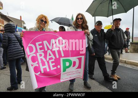 1 maggio 2023, piana degli Albanesi, Palermo, Italia: Manifestazione in occasione dell'anniversario del massacro di Portella della Ginestra in occasione della Festa del lavoro, dove la CGIL ha organizzato una marcia da piana degli Albanesi. (Credit Image: © Antonio Melita/Pacific Press via ZUMA Press Wire) SOLO PER USO EDITORIALE! Non per USO commerciale! Foto Stock