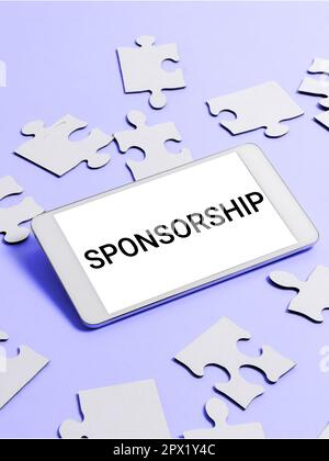 Didascalia concettuale Sponsorizzazione, Word scritto sulla posizione di essere uno sponsor dare sostegno finanziario per l'attività Foto Stock