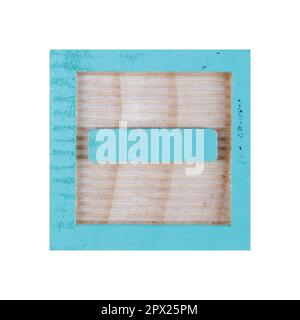 Un segno meno childs blocco di legno su bianco con il percorso di ritaglio Foto Stock