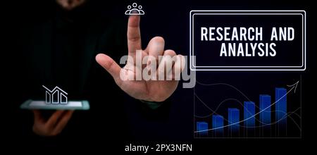 Visualizzazione concettuale Ricerca e analisi, concetto di Internet pensiero strategico e prendere decisioni esistenti o nuovi Foto Stock