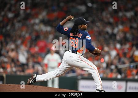 Houston Astros Pitcher iniziale FRAMBER VALDEZ (59) Pitching in cima al primo inning durante il gioco MLB tra i Philadelphia Phillies and Foto Stock