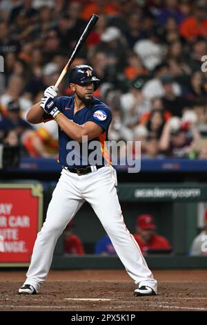 Houston Astros primo baseman Jose Abreu (79) battendo in fondo al quinto inning durante il gioco MLB tra i Philadelphia Phillies e l'H. Foto Stock