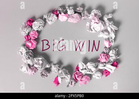 Didascalia testo Presentazione Big Win, foto concettuale dopo aver vinto un importante premio denaro vinto dal successo in un gioco Foto Stock