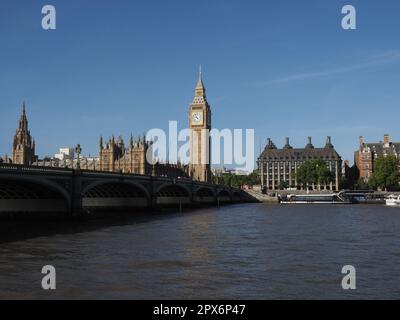 LONDRA, Regno Unito - CIRCA OTTOBRE 2022: Le case del Parlamento alias Westminster Palace Foto Stock