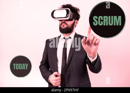 Ispirazione che mostra segno Scrum, Internet concetto di scrittura a mano come distinto da caratteri scritti a stampa di gioco Foto Stock