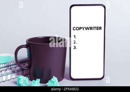 Scrittura a mano segno copywriter, foto concettuale scrivere il testo di pubblicità o materiale pubblicitario Foto Stock