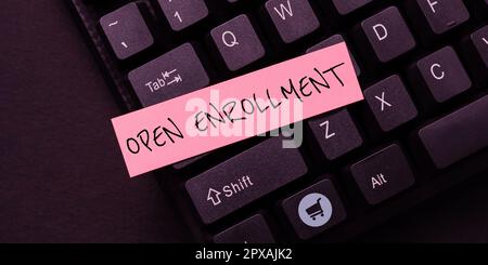 Scrittura visualizzazione testo Open Enrollment, Word per il periodo annuale in cui le persone possono iscriversi un'assicurazione Foto Stock
