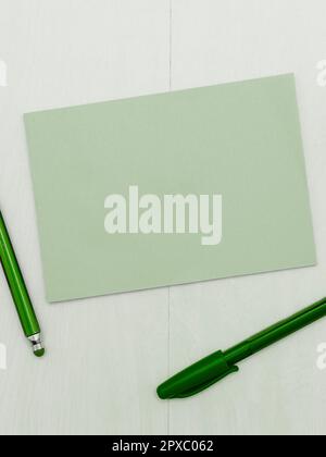 Forniture per ufficio, adesivi, penne per notebook matite Rullers Markers Foto Stock