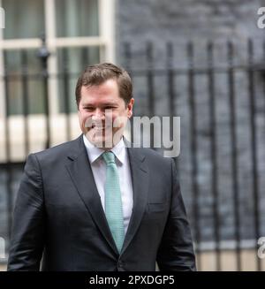 Londra, Regno Unito. 02nd maggio, 2023. Robert Jenrick, Ministro dell'immigrazione a una riunione del gabinetto al 10 di Downing Street Londra. Credit: Ian Davidson/Alamy Live News Foto Stock