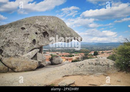 Vista ad Arzachena dalla Rocca dei funghi , Sassari - Sardegna Foto Stock