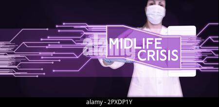 Didascalia di testo Presentazione di Midlife Crisis, foto concettuale tecnica di sviluppo del software che decompone un'applicazione Foto Stock