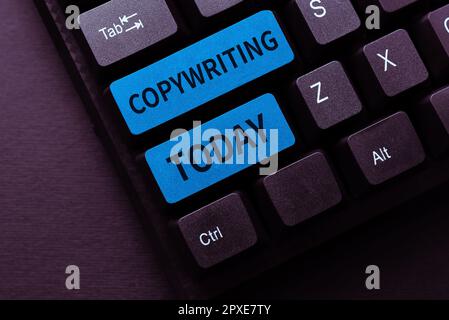 Scrittura a mano segno Copywriting, foto concettuale scrivere il testo di pubblicità o materiale pubblicitario Foto Stock