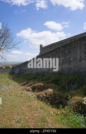 Elvas, Portogallo - 30 marzo 2023: Il Forte Santa Luzia si trova ad Alentejo, nella città di Elvas, distretto di Portalegre. Faceva parte della difesa di Foto Stock