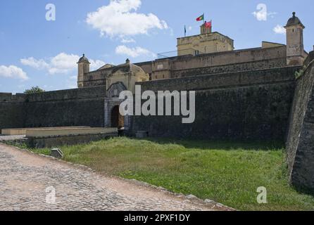 Elvas, Portogallo - 30 marzo 2023: Il Forte Santa Luzia si trova ad Alentejo, nella città di Elvas, distretto di Portalegre. Faceva parte della difesa di Foto Stock