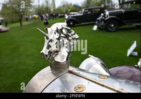 Praga, Repubblica Ceca. 29th Apr, 2023. Rari gioielli automobilistici (top selection of Rare Historic Passenger Cars) brillano a Praga, Repubblica Ceca, 29 aprile 2023. Bugatti nella foto. Credit: Michaela Rihova/CTK Photo/Alamy Live News Foto Stock