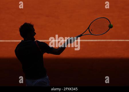 Madrid, Espagne. 02nd maggio, 2023. Daniil Medvedev durante il Mutua Madrid Open 2023, Masters 1000 torneo di tennis il 2 maggio 2023 a Caja Magica a Madrid, Spagna - Photo Antoine Couvercelle/DPPI Credit: DPPI Media/Alamy Live News Foto Stock