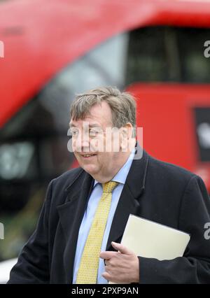 John Whittingdale MP (con: Maldon) a Westminster, giorno di bilancio, 15th marzo 2025 Foto Stock