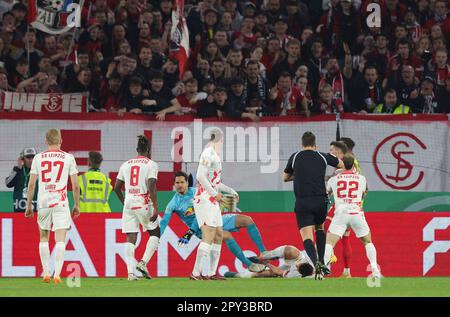 Friburgo, Germania. 02nd maggio, 2023. Firo : 05/02/2023, calcio, DFB-Pokal, stagione 2022/2023, Semifinali, SC Friburgo - RB, Red Bull Leipzig . Credit: dpa/Alamy Live News Foto Stock