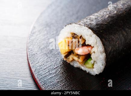 EHO-maki su sfondo nero. Foto Stock