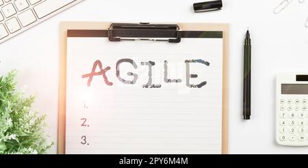 Segno di scrittura a mano Agile. Approccio aziendale approccio particolare alla gestione dei progetti che viene utilizzato nel software Foto Stock