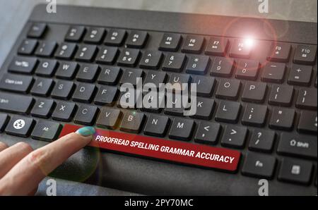Segno di testo che mostra la correttezza ortografica della correzione grammaticale. Lettura di foto concettuali e marcatura ortografica, errori grammaticali Foto Stock