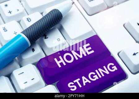 Scrittura visualizzazione testo Home Staging. Concetto che significa preparazione di una residenza privata per la vendita nel mercato immobiliare Foto Stock