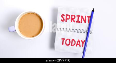 Scrittura a mano del testo Sprint. Concetto di Internet per muoversi alla velocità massima, soprattutto per una breve distanza. periodo di sviluppo del prodotto Foto Stock