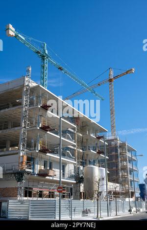 Cantiere di alcuni edifici di appartamenti visti a Barcellona, Spagna Foto Stock