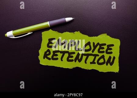 Scrittura con visualizzazione del testo conservazione dipendenti. Concetto Internet metodo di reclutamento interno utilizzato dalle organizzazioni Foto Stock