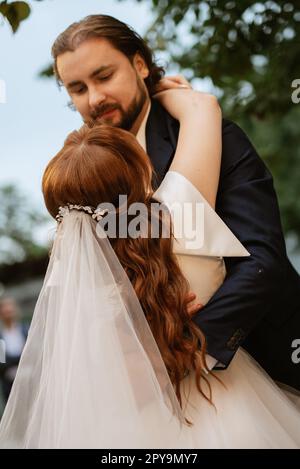 la prima danza nuziale della sposa e dello sposo Foto Stock