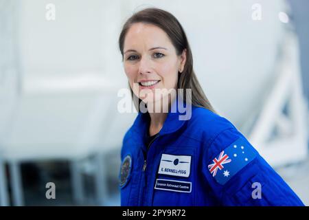 Colonia, Germania. 03rd maggio, 2023. Katherine Bennell-Pegg, dall'Australia, aspirante astronauta, si trova presso il Centro europeo degli astronauti (EAC) dell'ESA. Katherine Bennell-Pegg dall'Australia si sta allenando all'ESA, anche se è australiana. Credit: Rolf Vennenbernd/dpa/Alamy Live News Foto Stock