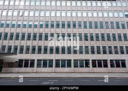 Edificio governativo su Victoria Street utilizzato da CORE, Department for Business, Innovation and Skills il 26th aprile 2023 a Londra, Regno Unito. Foto Stock