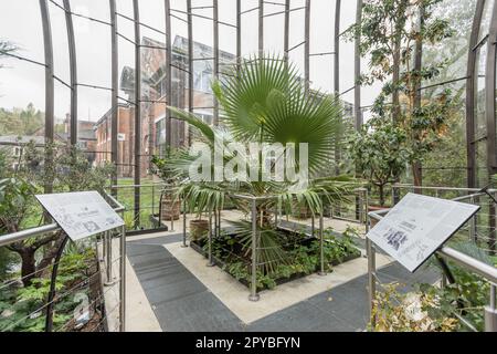 Distilleria Bombay Sapphire il 27th ottobre 2022 a Laverstoke Mill, London Road, Laverstoke, Hampshire, Inghilterra. Credit: Notizie SMP Foto Stock