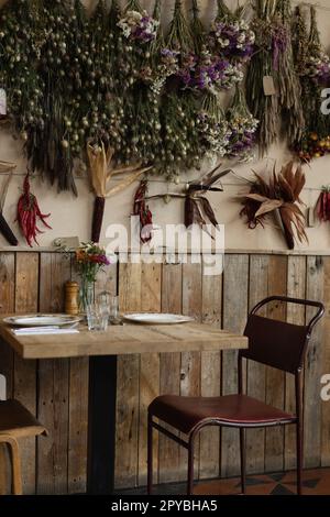 The Riverford Field Kitchen il 27th ottobre 2022 a Wash Farm, Buckfastleigh, Devon, Inghilterra. Credit: Notizie SMP Foto Stock