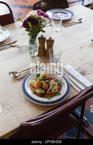 The Riverford Field Kitchen il 27th ottobre 2022 a Wash Farm, Buckfastleigh, Devon, Inghilterra. Credit: Notizie SMP Foto Stock