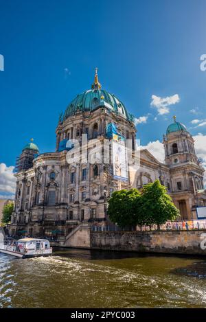 Il Duomo di Berlino è una famosa cattedrale storica in Germania Foto Stock