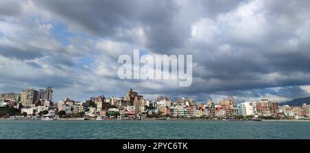 Splendido tramonto sul fiume Danshui, Bali, Taiwan Foto Stock