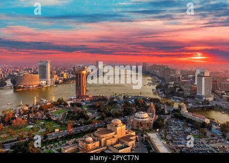 Il centro del Cairo, l'isola di Gezira e il fiume Nilo, vista aerea dalla Torre, Egitto Foto Stock