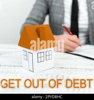 Didascalia di testo che presenta uscire dal debito. Parola per Nessuna prospettiva di essere pagato più e libero da debito Foto Stock